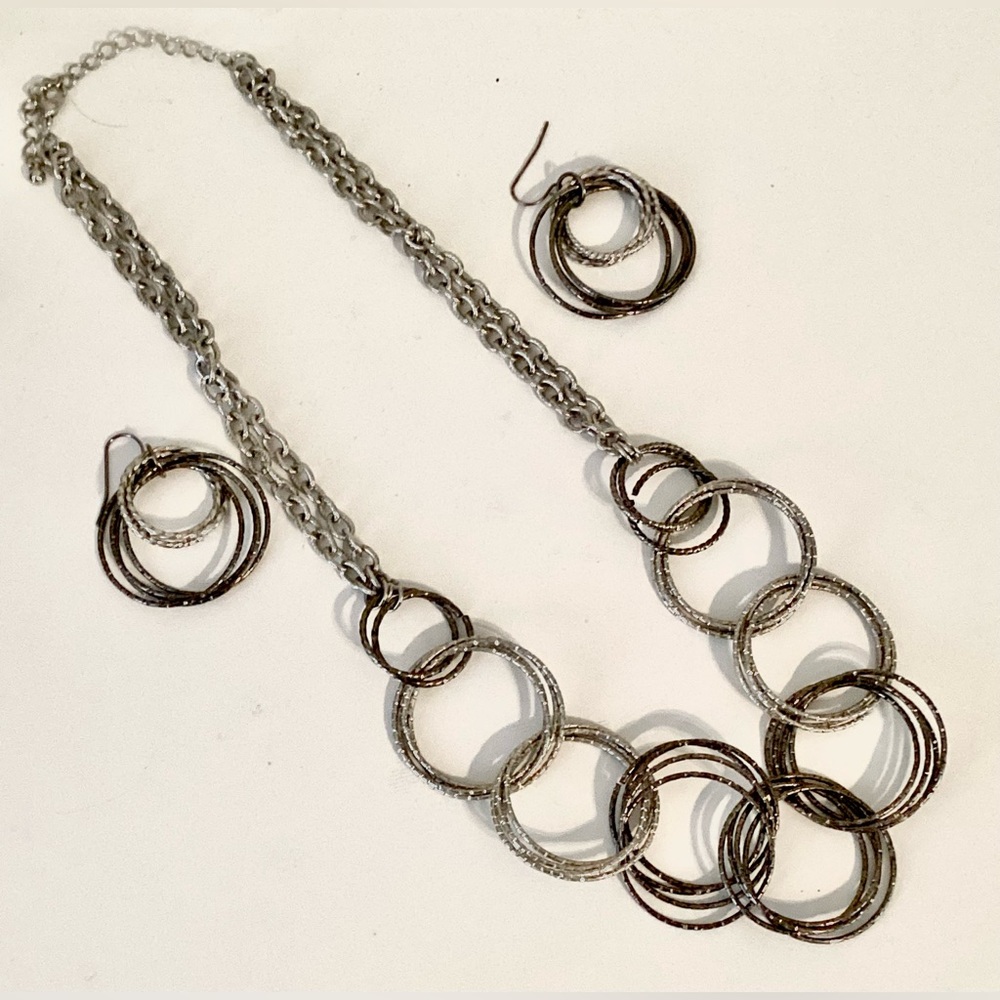 Silver & Gray Geometric Ring Necklace and Earrings Set